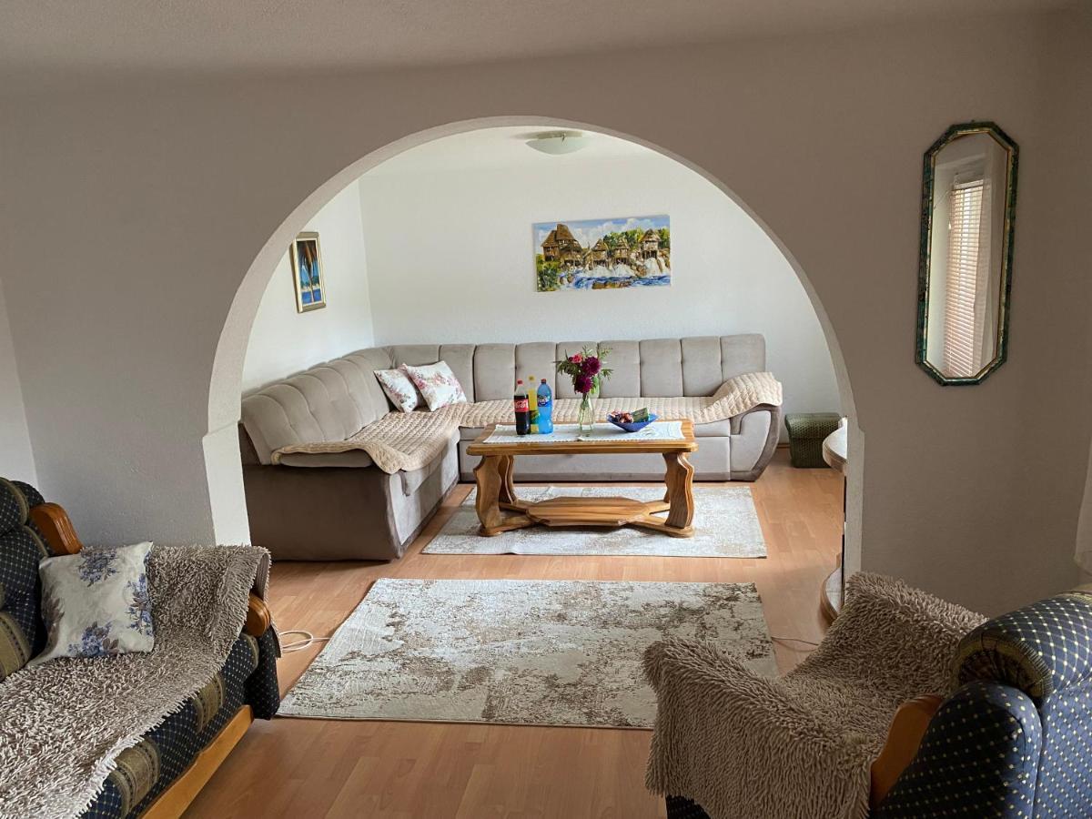 Kuca Za Odmor Tarik Villa Cazin Bagian luar foto